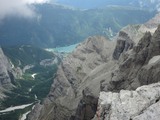 Pohled na jezero Molveno.