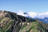 27.7. 2007 - Jižní Alpy, vrchol Kita-dake (3192m), pohled k jihu na Ai-no-dake (3189m)