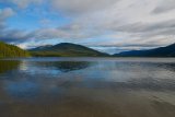 Ranní Big Salmon lake (Velké lososí jezero)